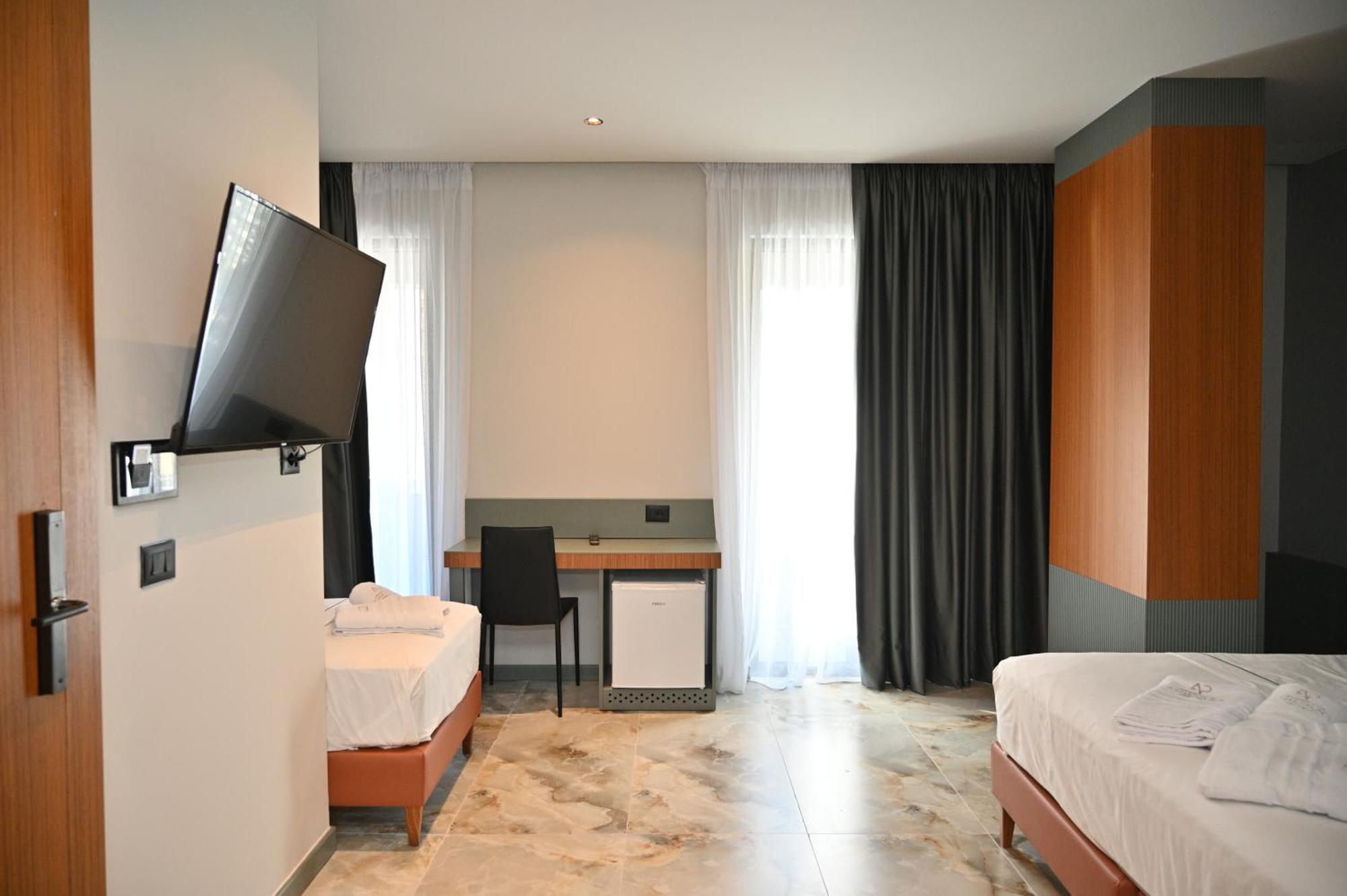 Adria Palace 4* Škalngur