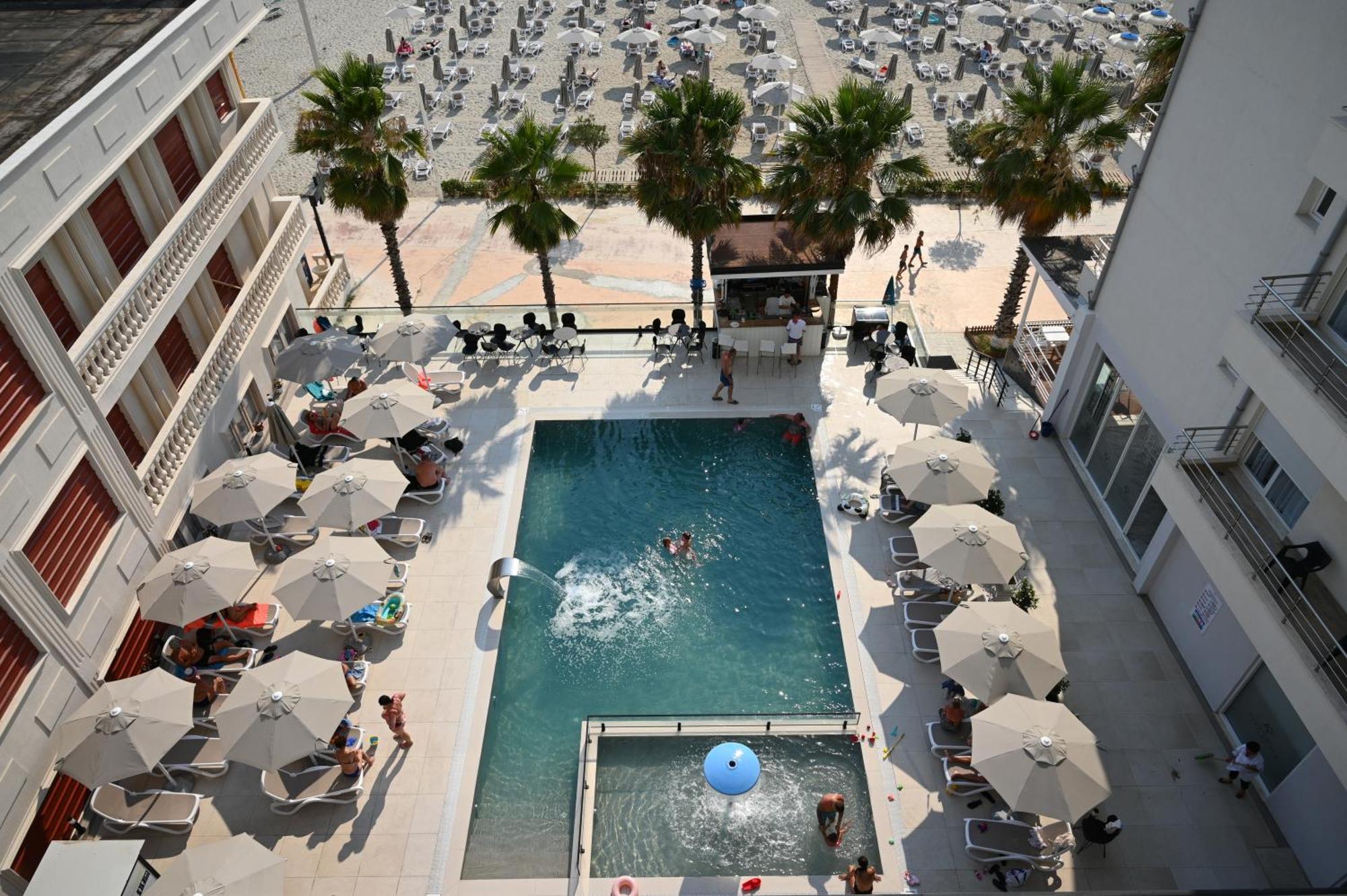 Adria Palace Hotel 4*