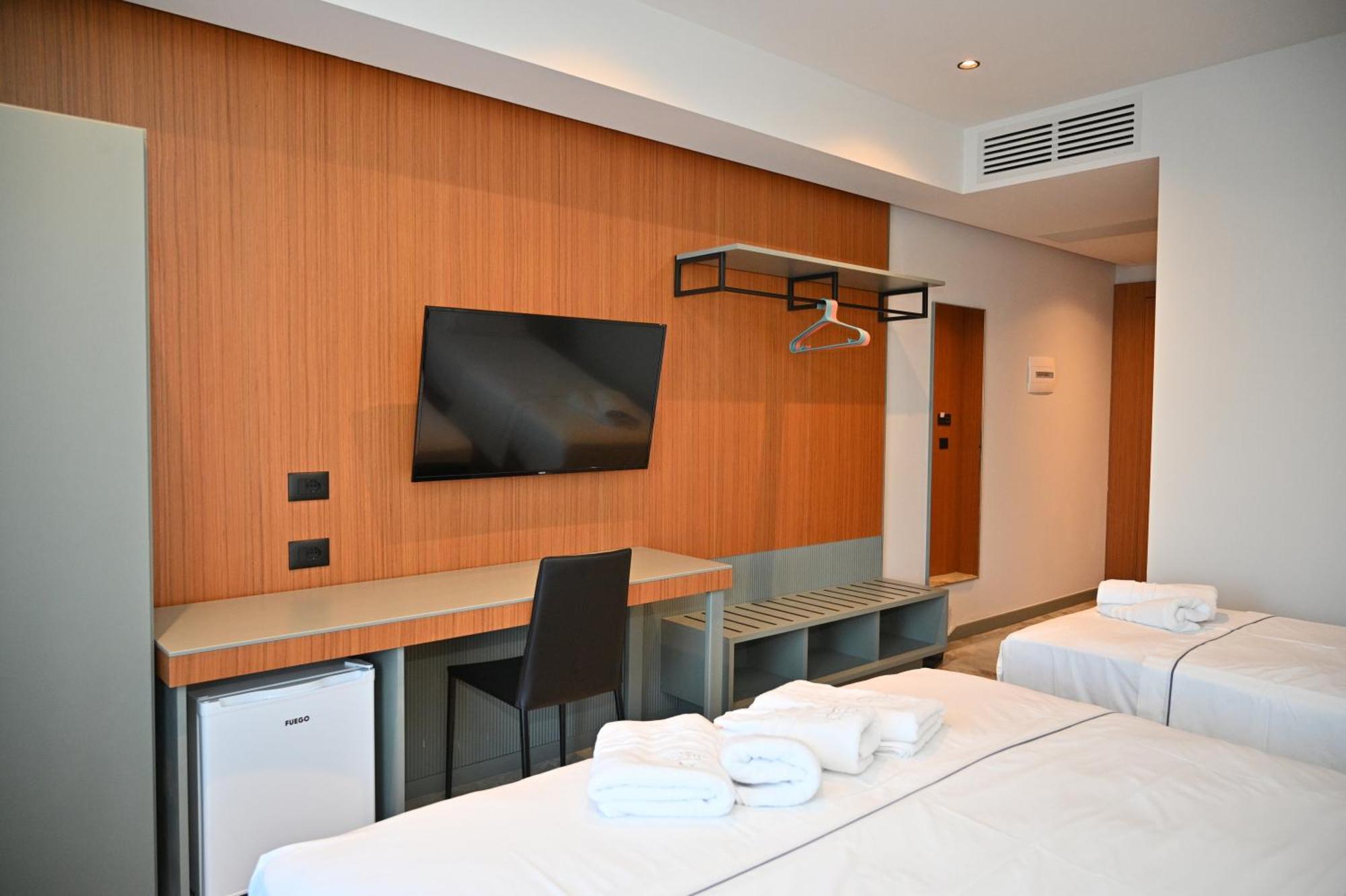 Hotel Rinia 2